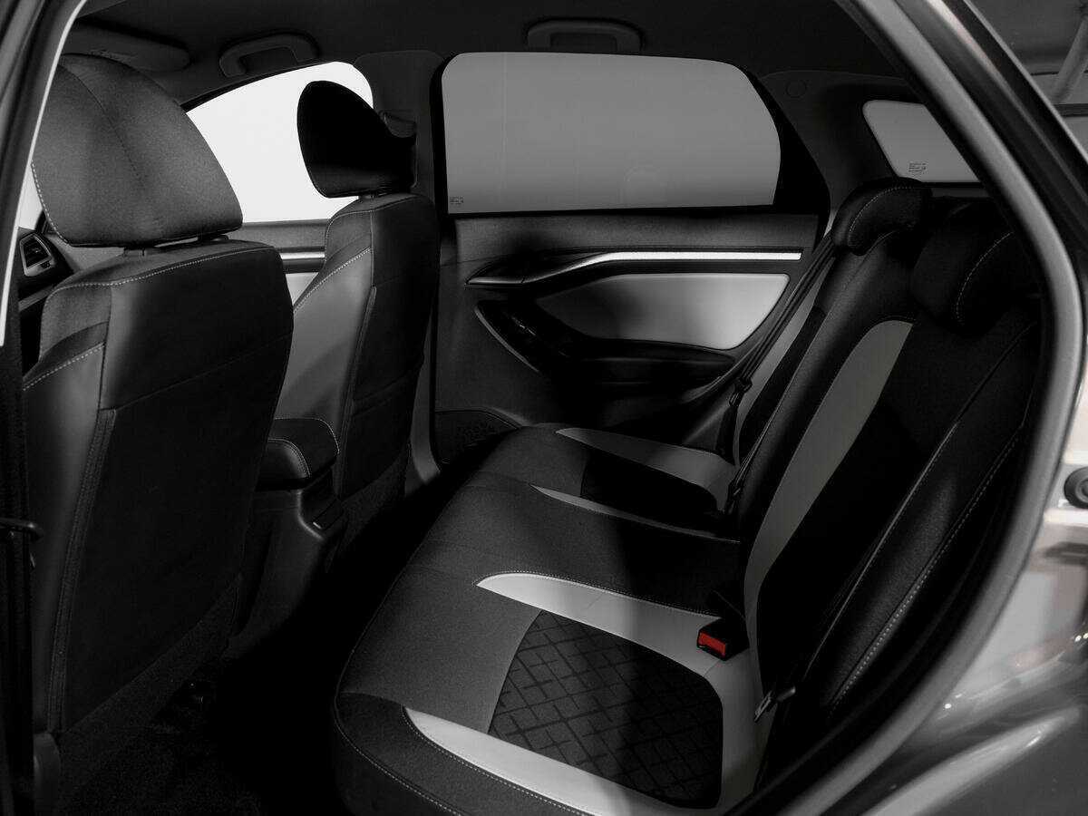 Lada (ВАЗ) Vesta с пробегом — 2021 год. Фото: #9