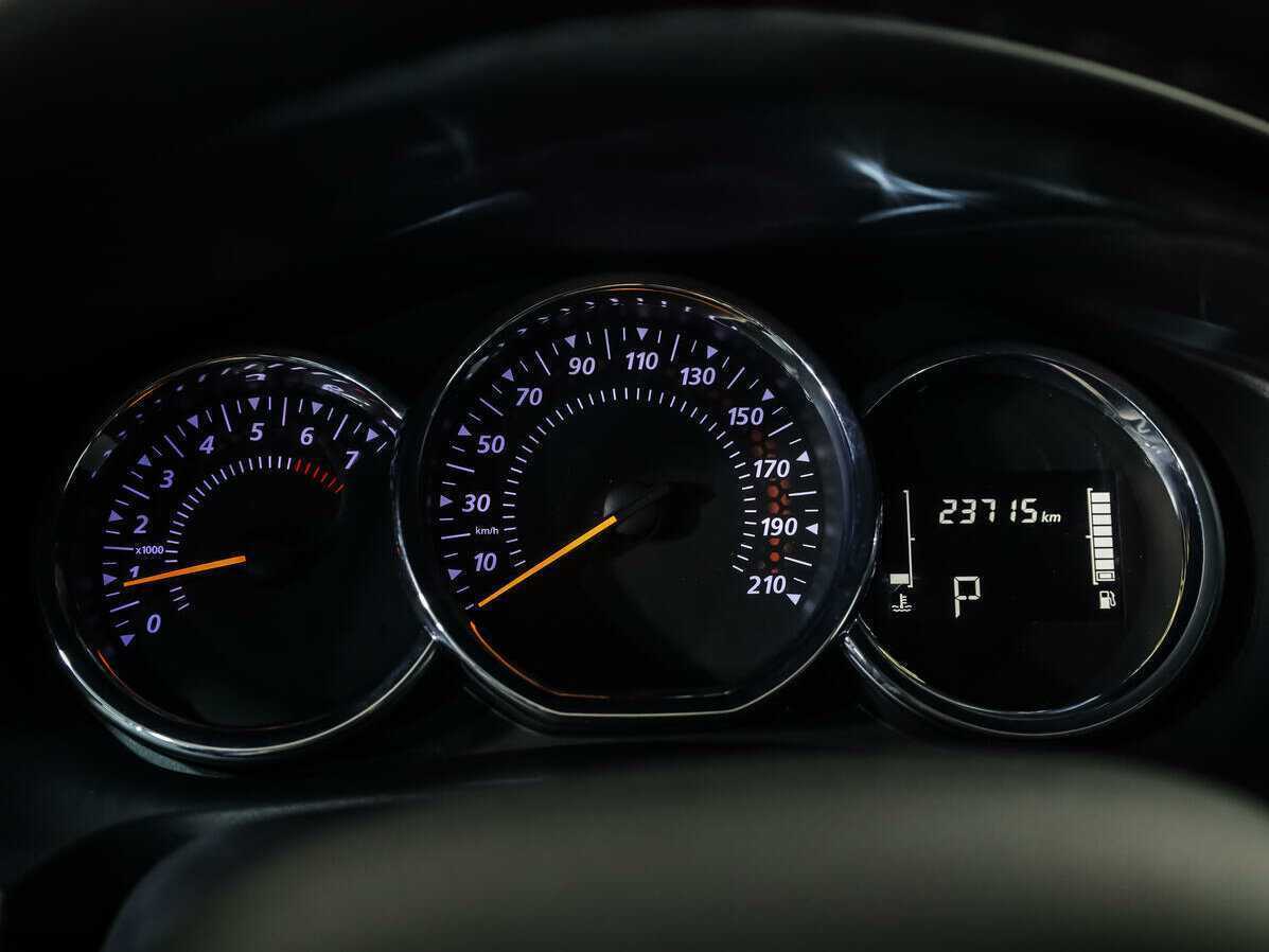 Renault Sandero с пробегом — 2020 год. Фото: #15