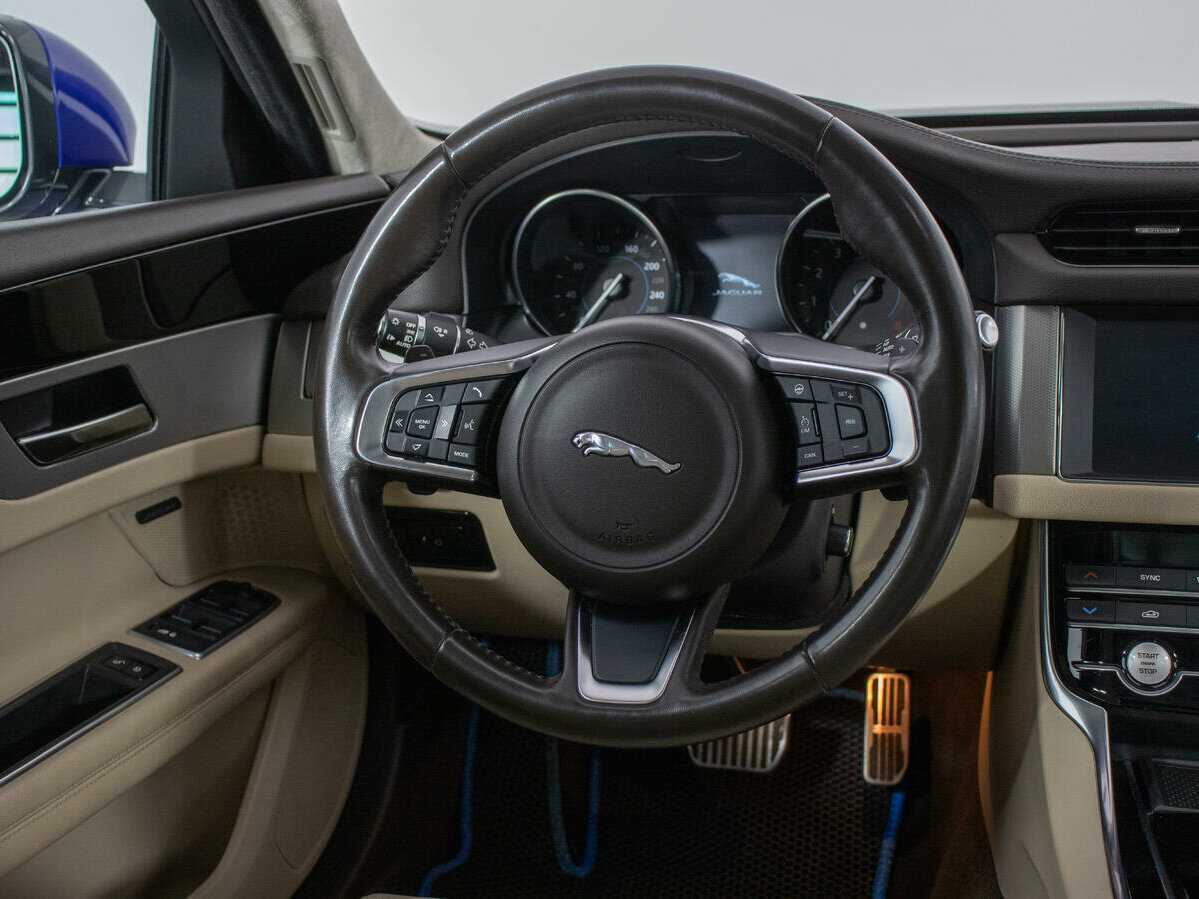 Jaguar XF с пробегом — 2019 год. Фото: #18