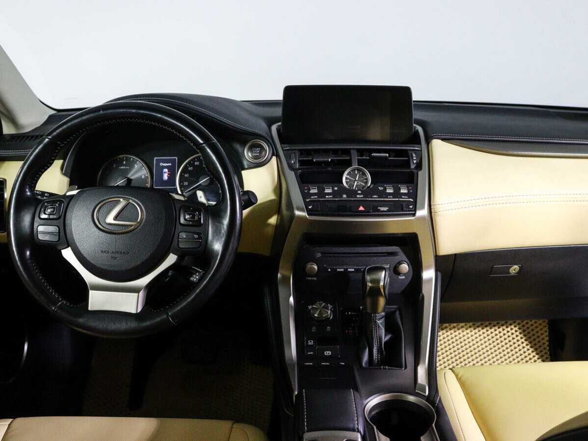 Lexus NX с пробегом — 2017 год. Фото: #9