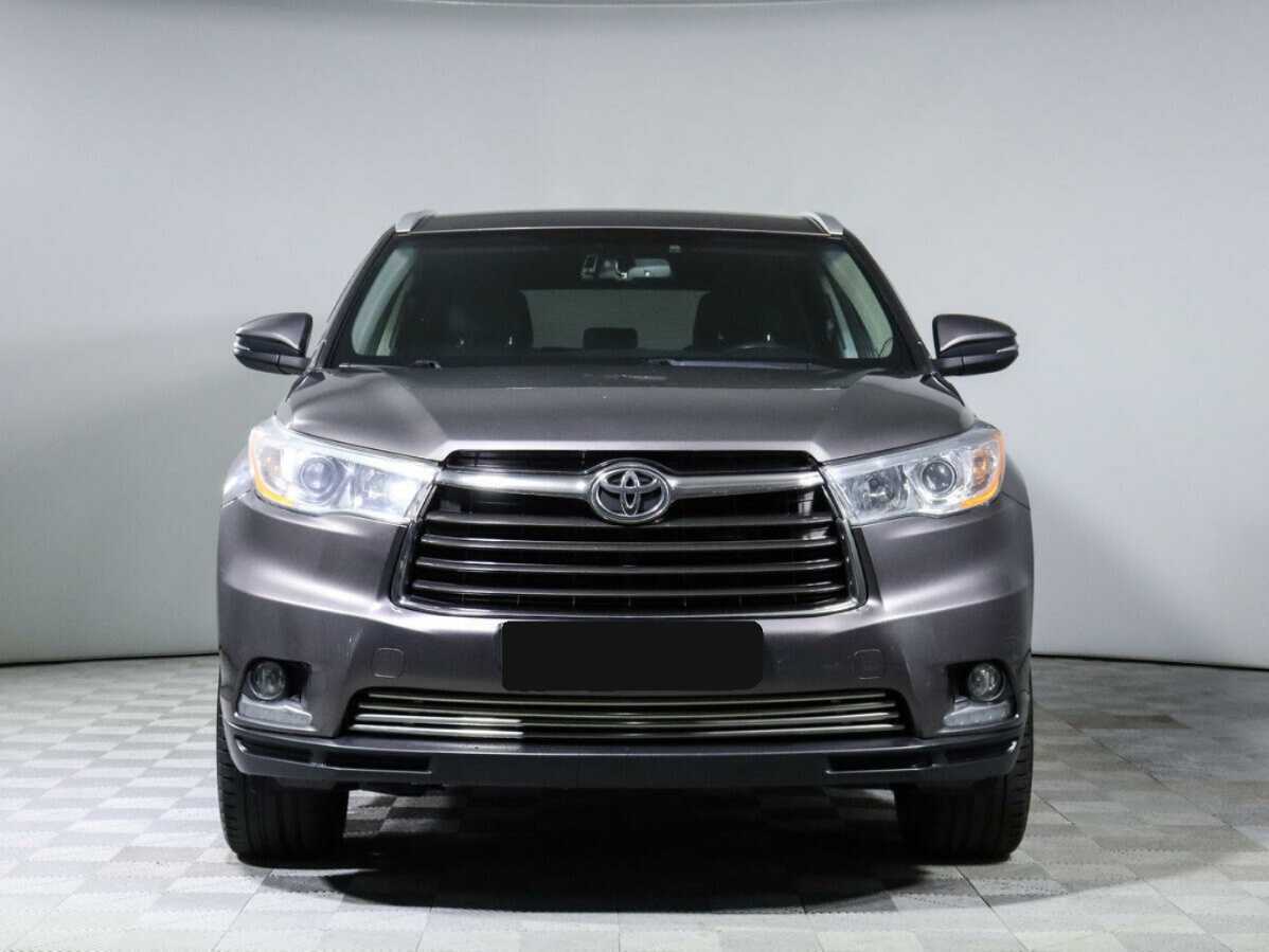 Toyota Highlander с пробегом — 2014 год. Фото: #1