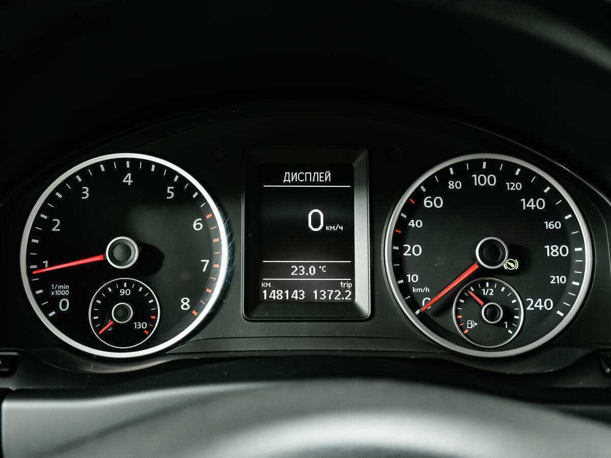 Volkswagen Tiguan с пробегом — 2012 год. Фото: #9