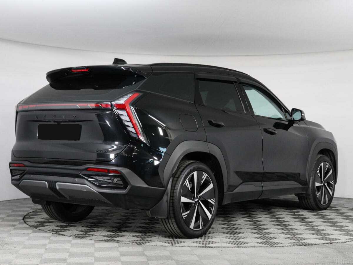 Geely Atlas с пробегом — 2024 год. Фото: #4