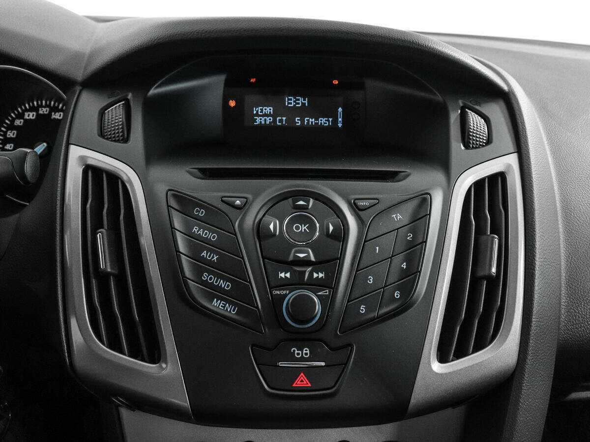 Ford Focus с пробегом — 2013 год. Фото: #13