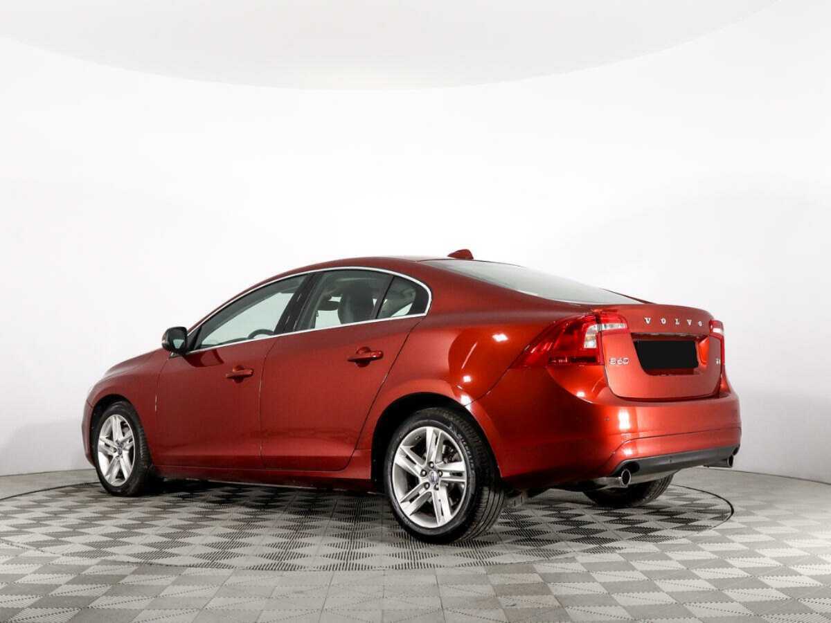 Volvo S60 с пробегом — 2014 год. Фото: #6