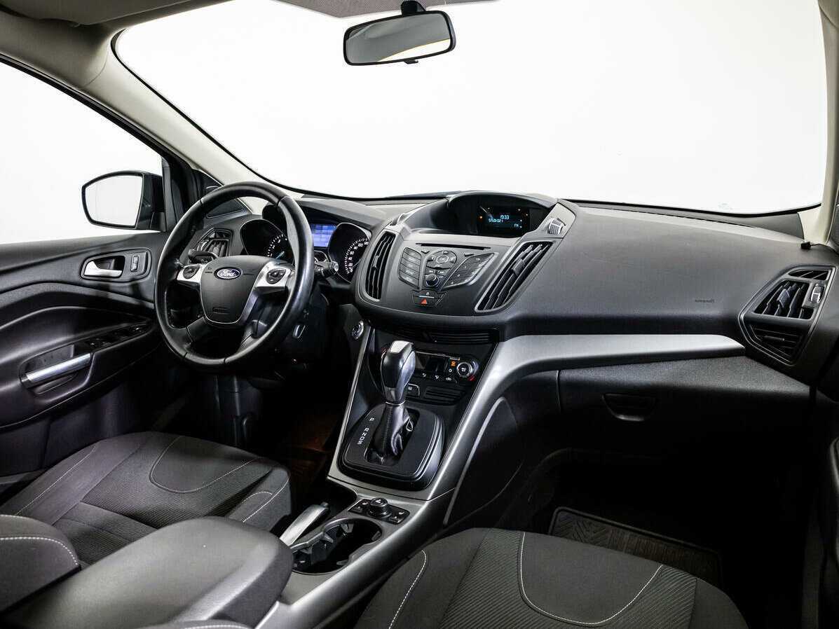 Ford Kuga с пробегом — 2014 год. Фото: #8