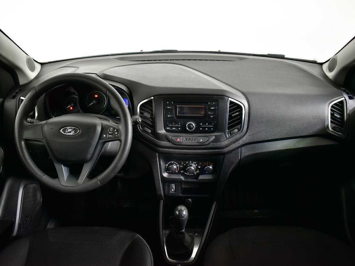 Lada (ВАЗ) XRAY с пробегом — 2017 год. Фото: #11