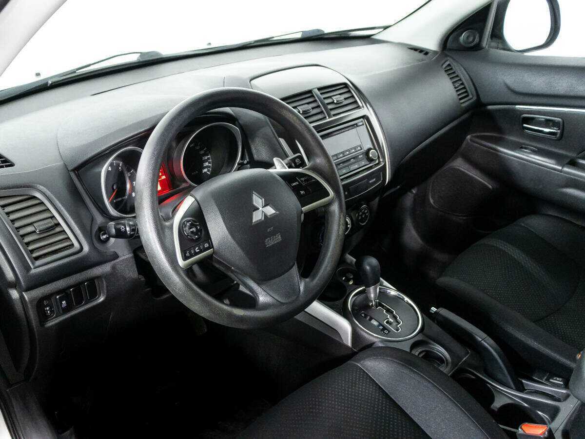 Mitsubishi ASX с пробегом — 2013 год. Фото: #10