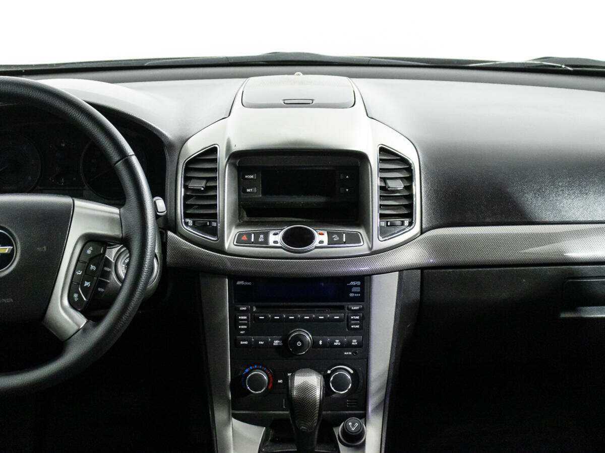 Chevrolet Captiva с пробегом — 2012 год. Фото: #13