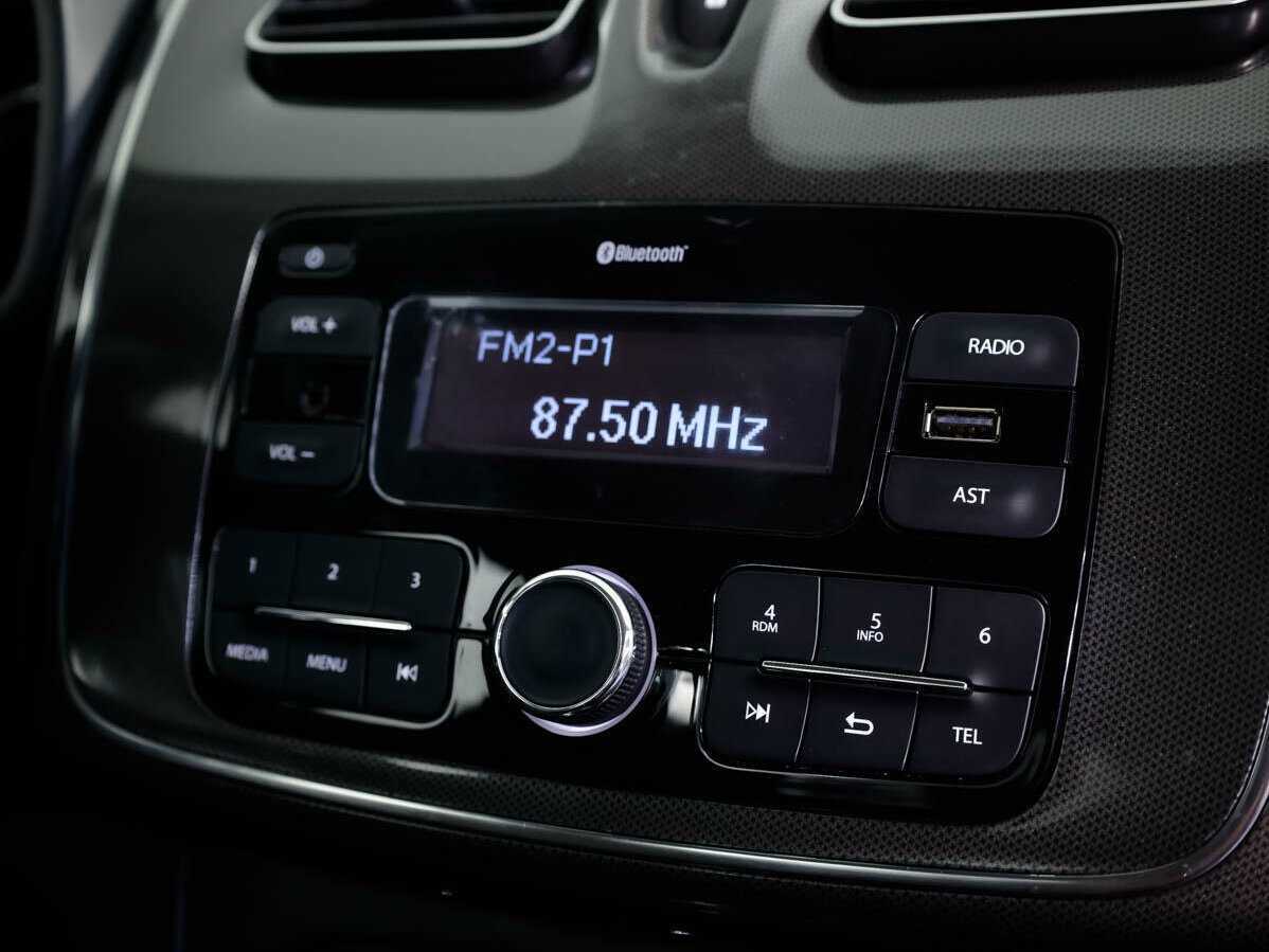 Renault Logan с пробегом — 2020 год. Фото: #12