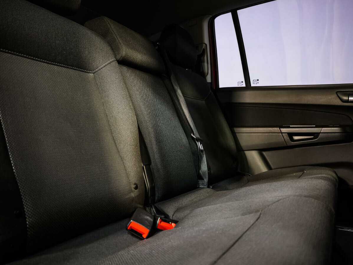 Opel Zafira с пробегом — 2012 год. Фото: #11