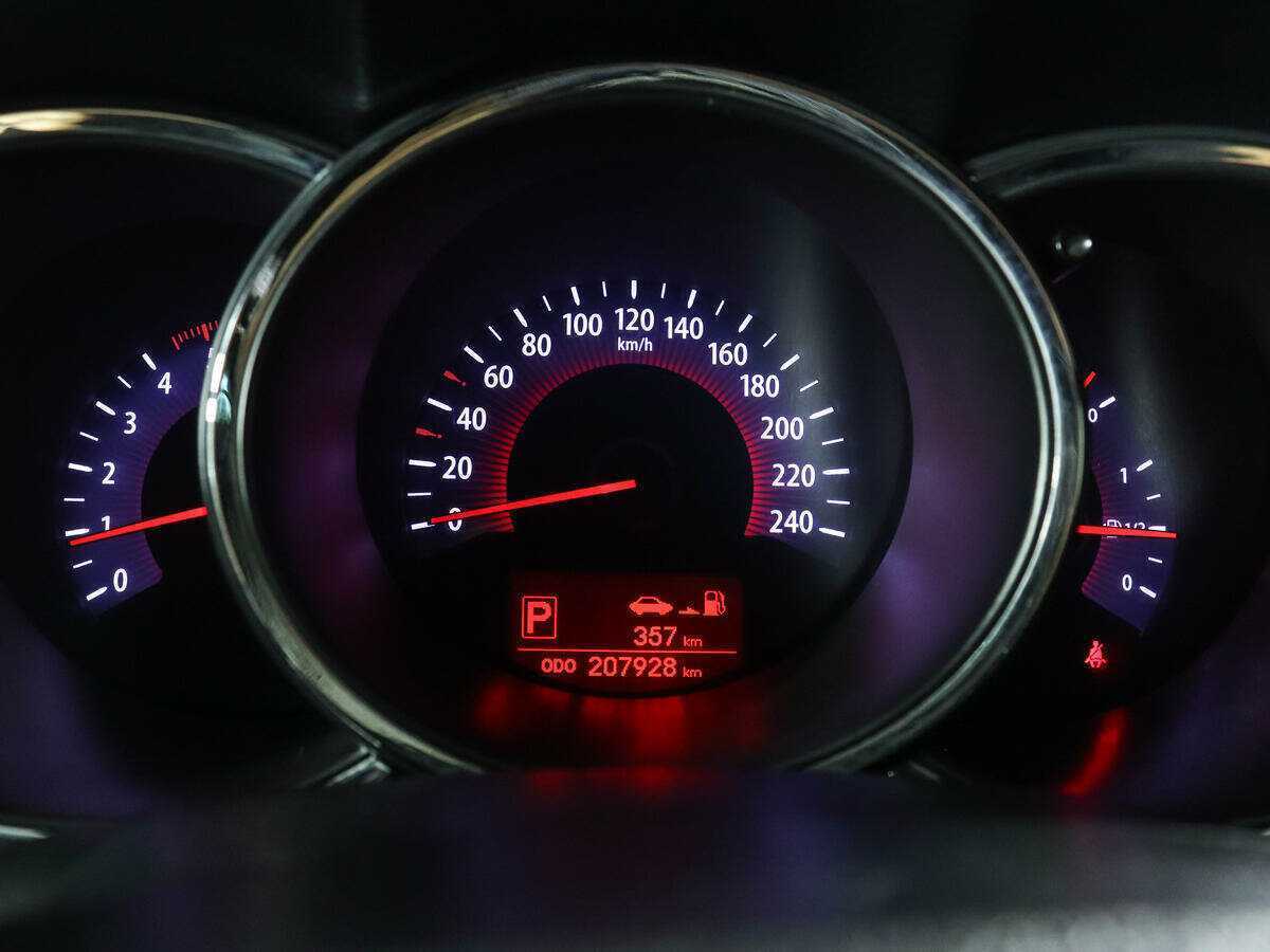 Kia Sorento с пробегом — 2012 год. Фото: #9