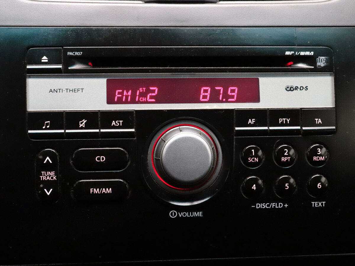 Suzuki SX4 с пробегом — 2012 год. Фото: #11