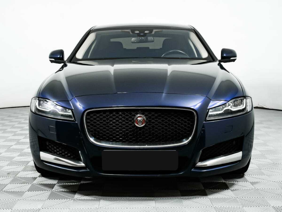 Jaguar XF с пробегом — 2016 год. Фото: #1