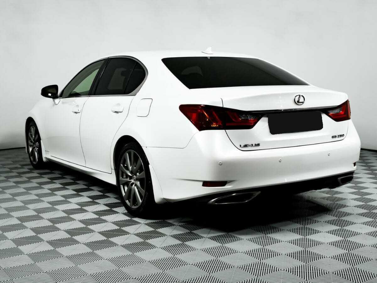 Lexus GS с пробегом — 2012 год. Фото: #6