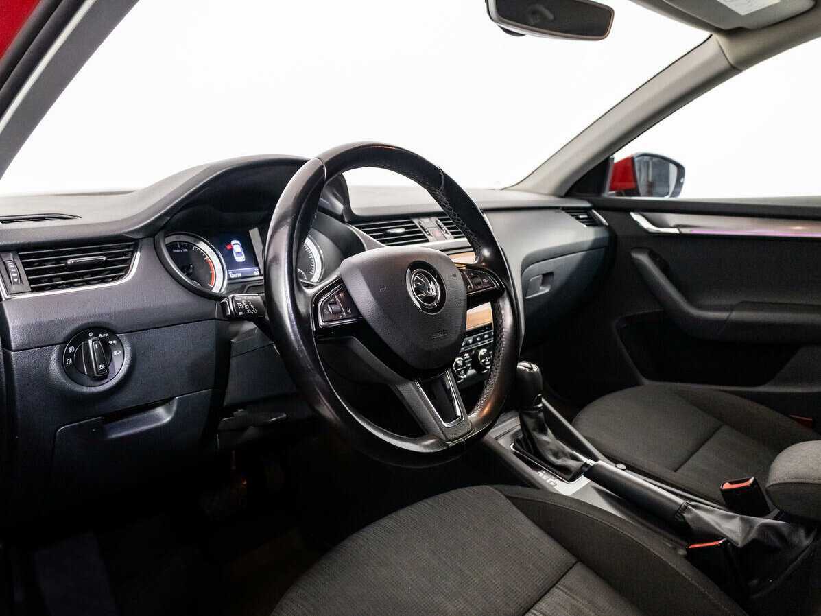 Skoda Octavia с пробегом — 2017 год. Фото: #9