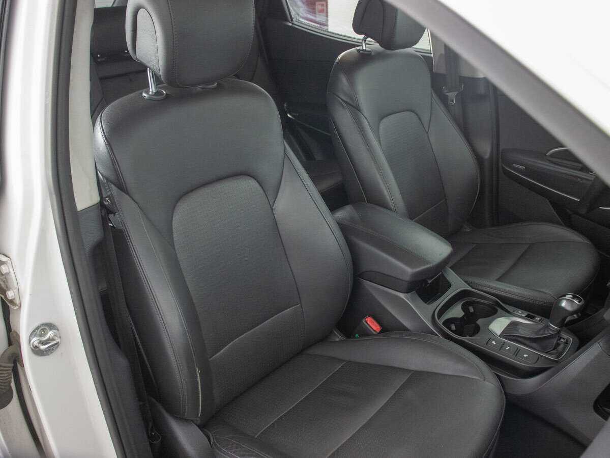 Hyundai Santa Fe с пробегом — 2013 год. Фото: #9