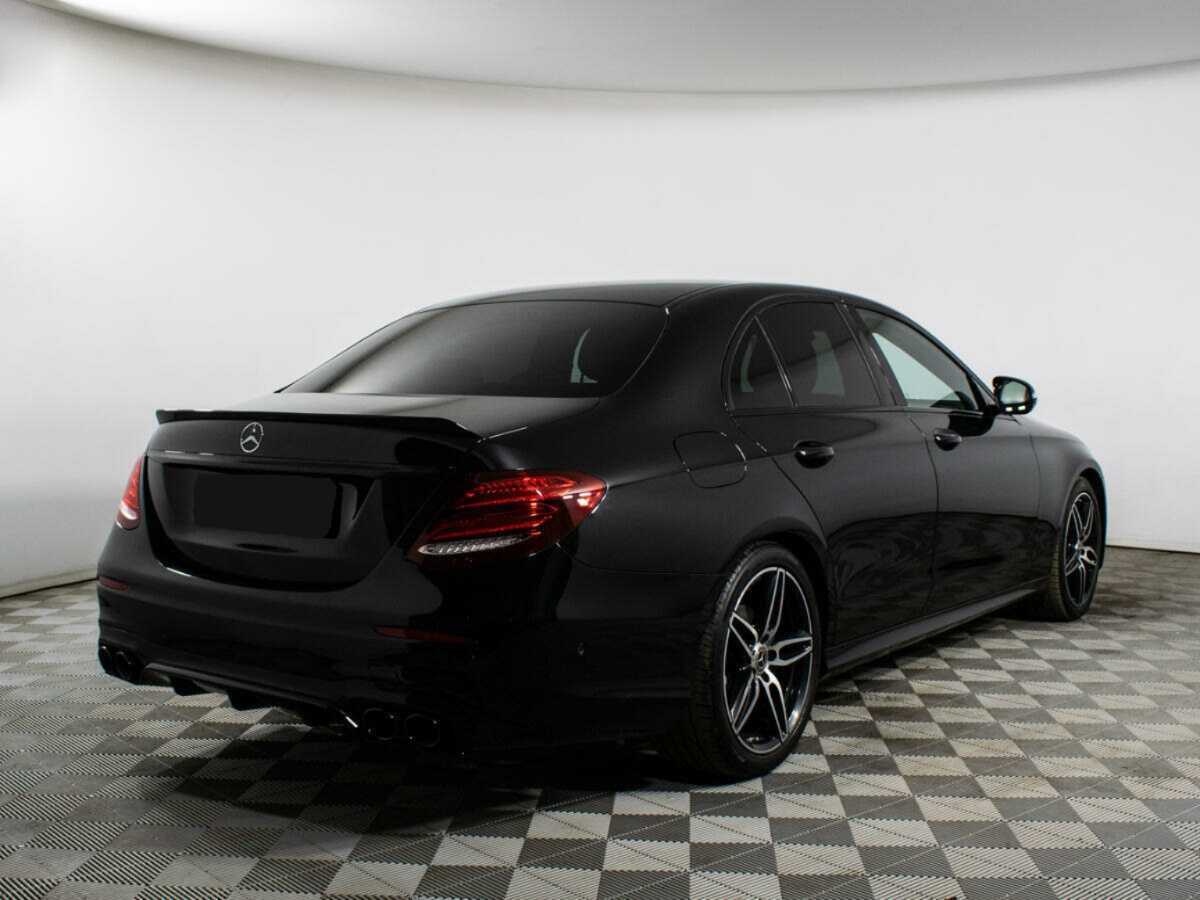 Mercedes-Benz E-Класс с пробегом — 2017 год. Фото: #4