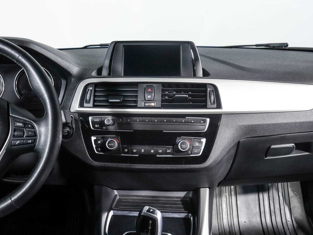 BMW 1 серии с пробегом — 2018 год. Фото: #10