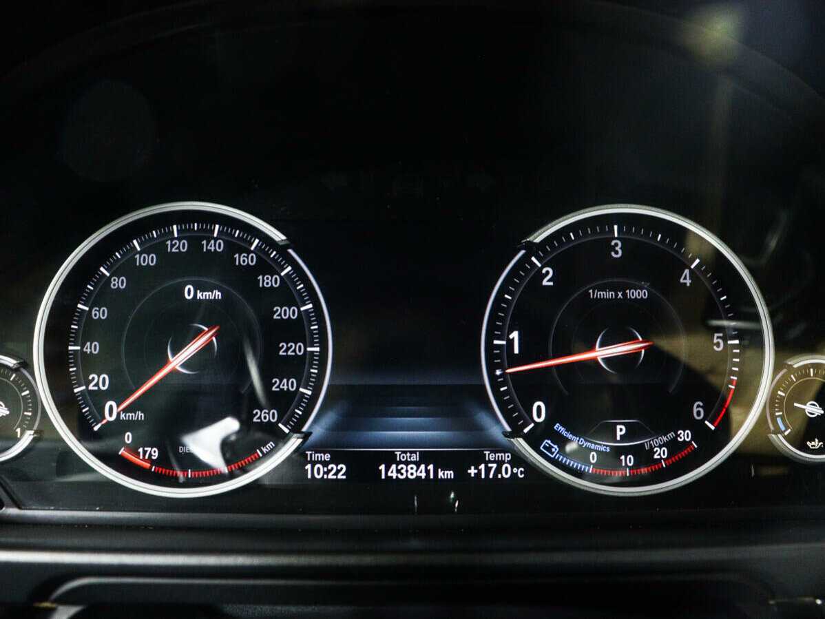 BMW 5 серии с пробегом — 2016 год. Фото: #10