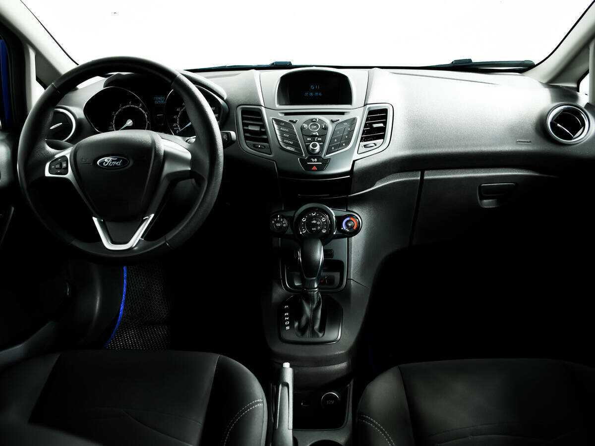 Ford Fiesta с пробегом — 2016 год. Фото: #10
