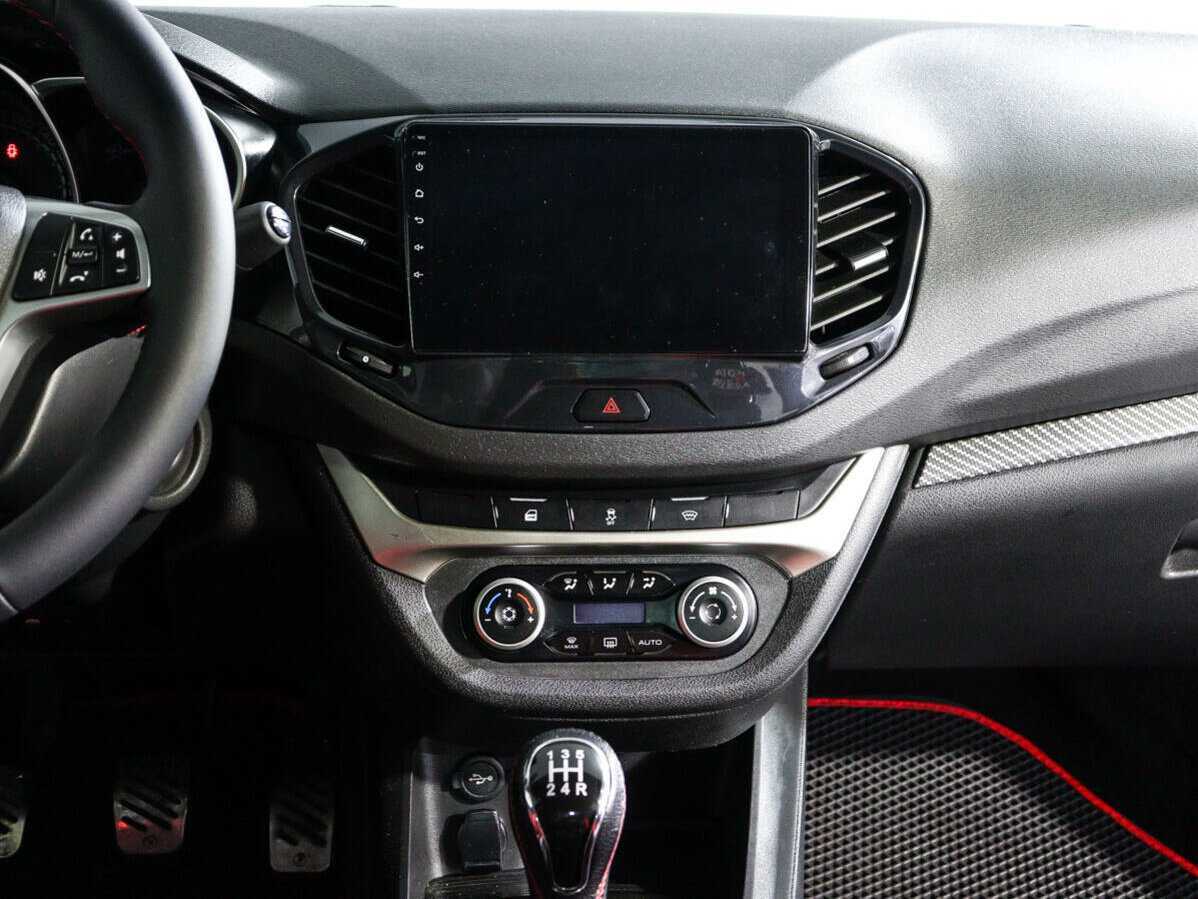 Lada (ВАЗ) Vesta с пробегом — 2019 год. Фото: #10