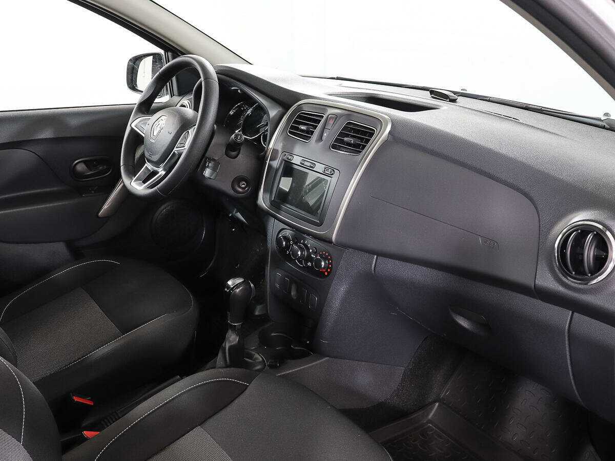 Renault Logan с пробегом — 2020 год. Фото: #7