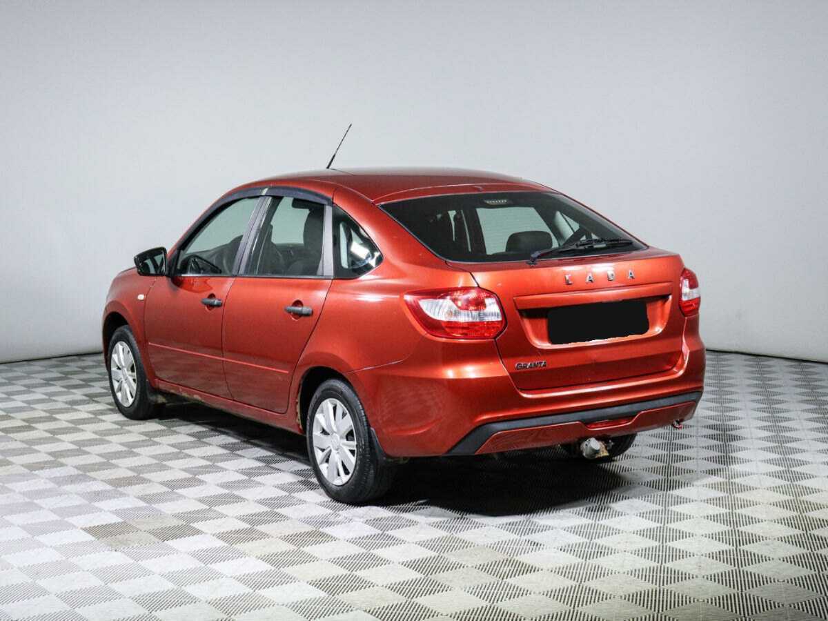 Lada (ВАЗ) Granta с пробегом — 2019 год. Фото: #5