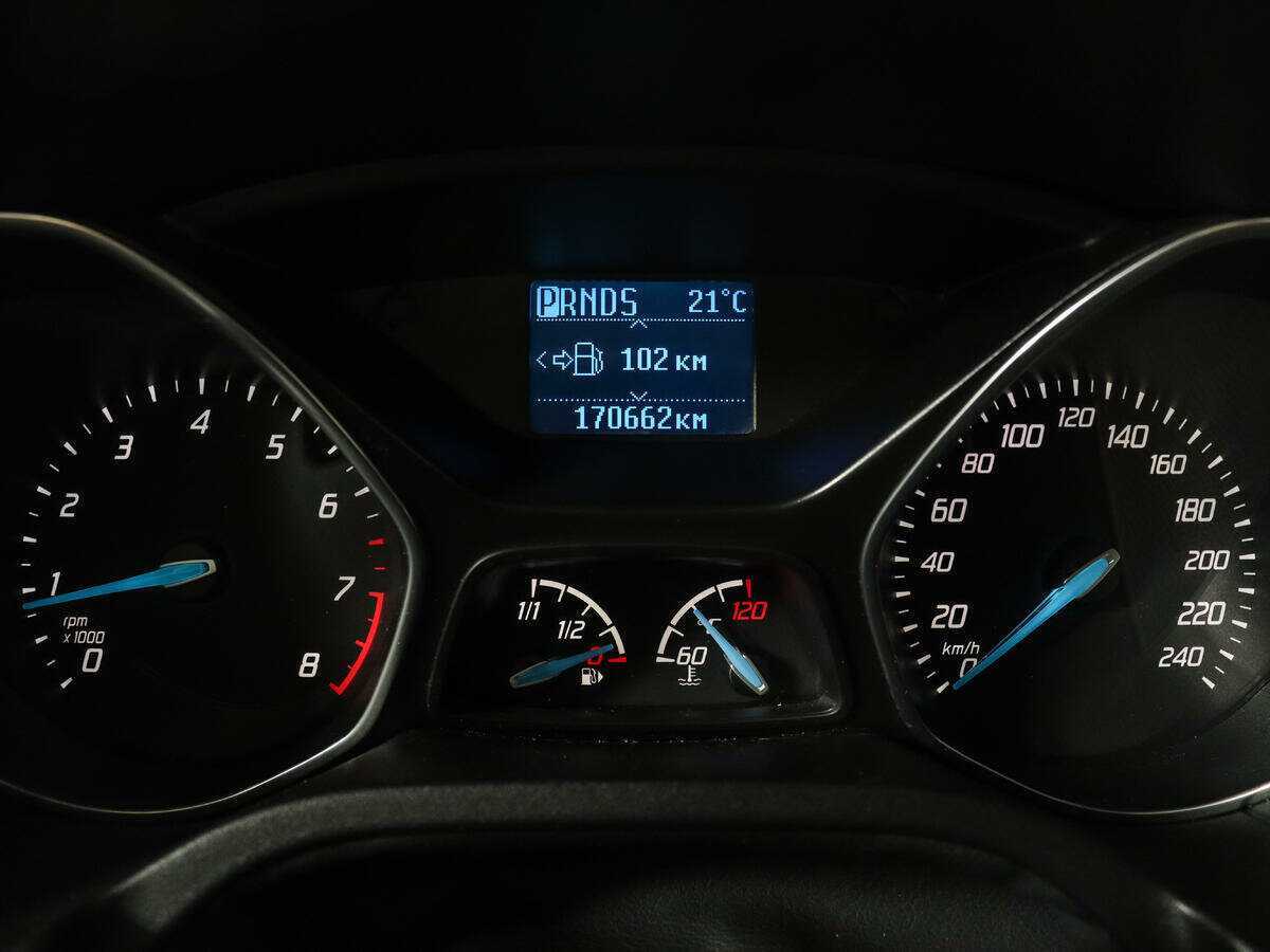 Ford Focus с пробегом — 2013 год. Фото: #8