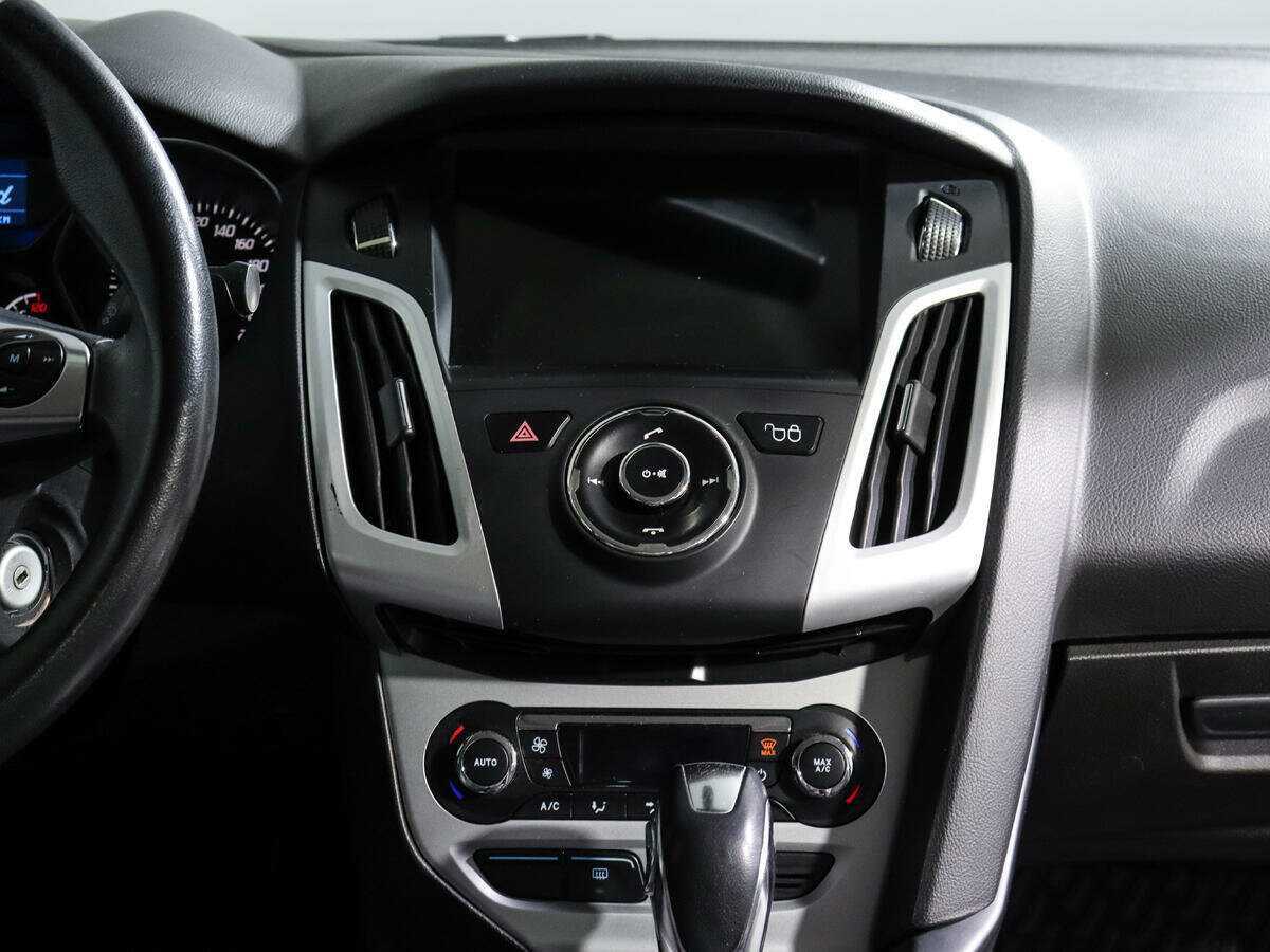 Ford Focus с пробегом — 2013 год. Фото: #10