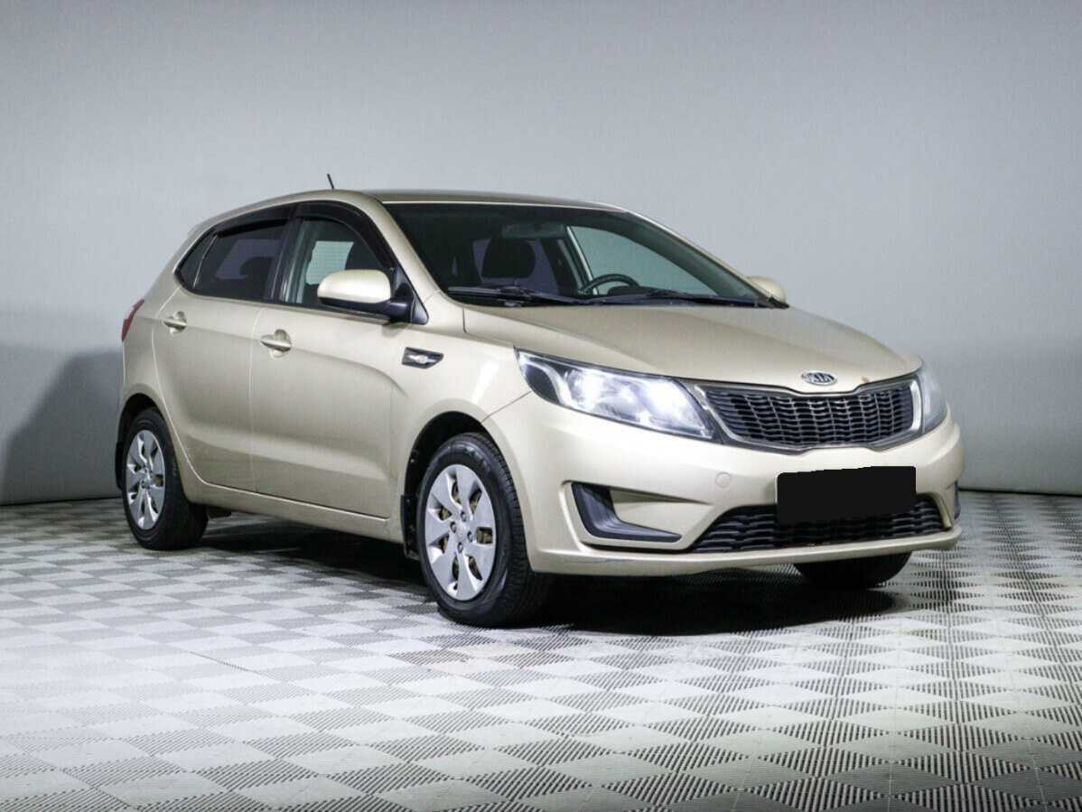 Kia Rio с пробегом — 2012 год. Фото: #2