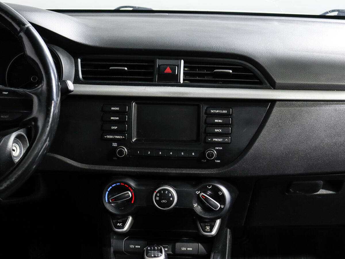 Kia Rio с пробегом — 2017 год. Фото: #12