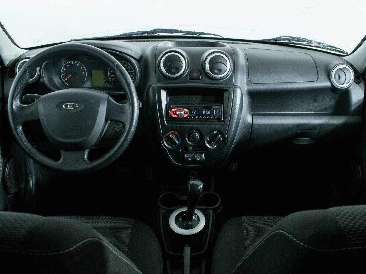 Lada (ВАЗ) Granta с пробегом — 2015 год. Фото: #11