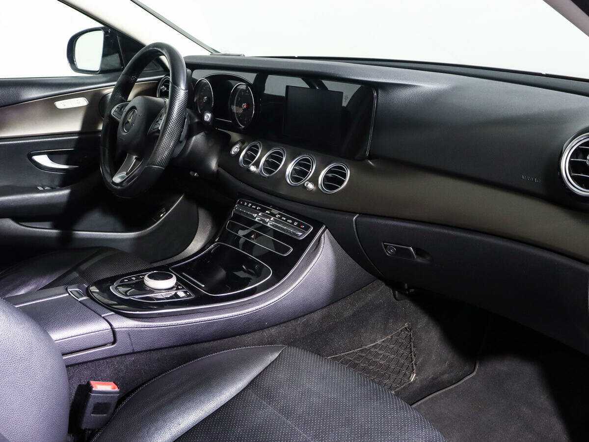 Mercedes-Benz E-Класс с пробегом — 2017 год. Фото: #8