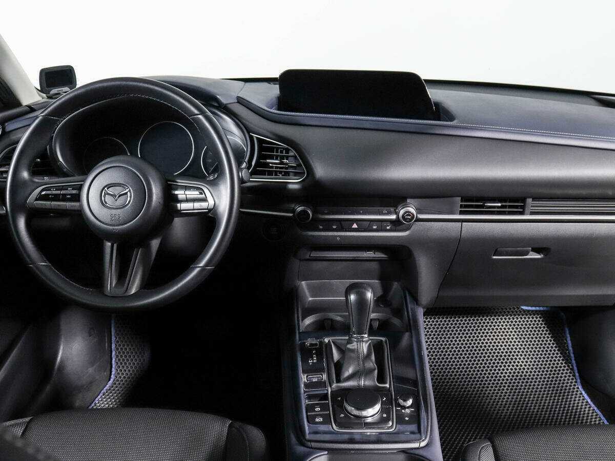 Mazda CX-30 с пробегом — 2020 год. Фото: #9
