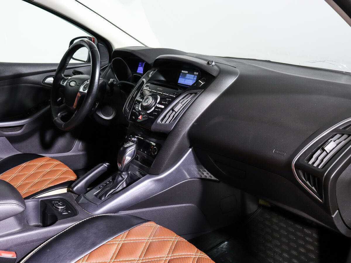 Ford Focus с пробегом — 2012 год. Фото: #9