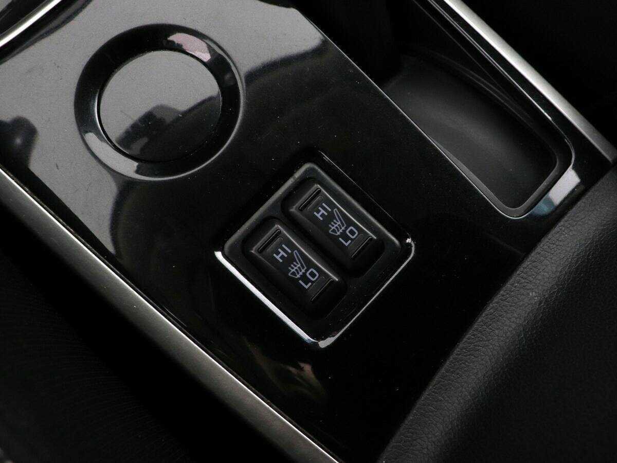 Mitsubishi Outlander с пробегом — 2019 год. Фото: #14