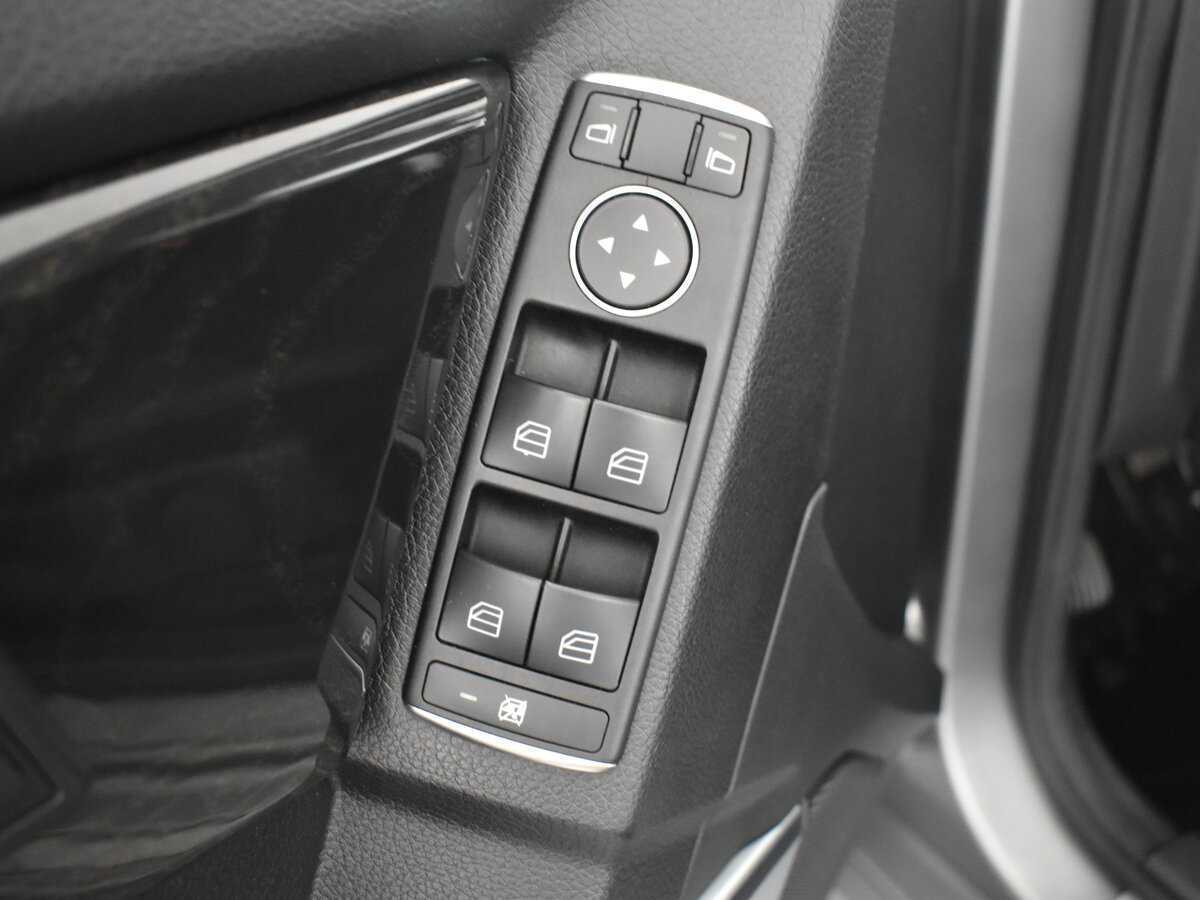 Mercedes-Benz GLK-Класс с пробегом — 2014 год. Фото: #7