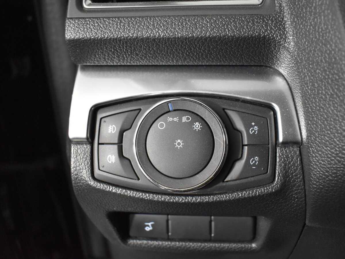 Ford Explorer с пробегом — 2018 год. Фото: #19