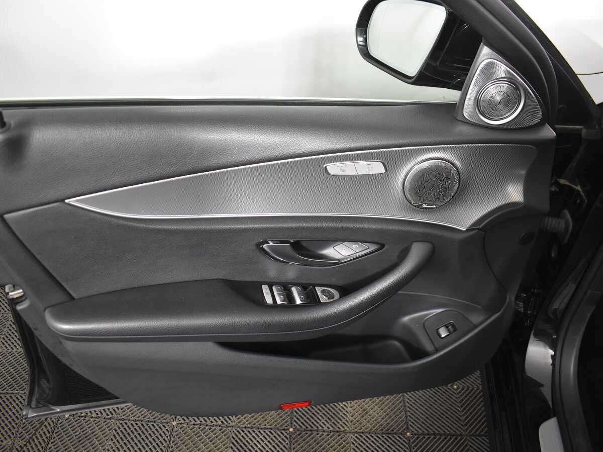 Mercedes-Benz E-Класс с пробегом — 2019 год. Фото: #14