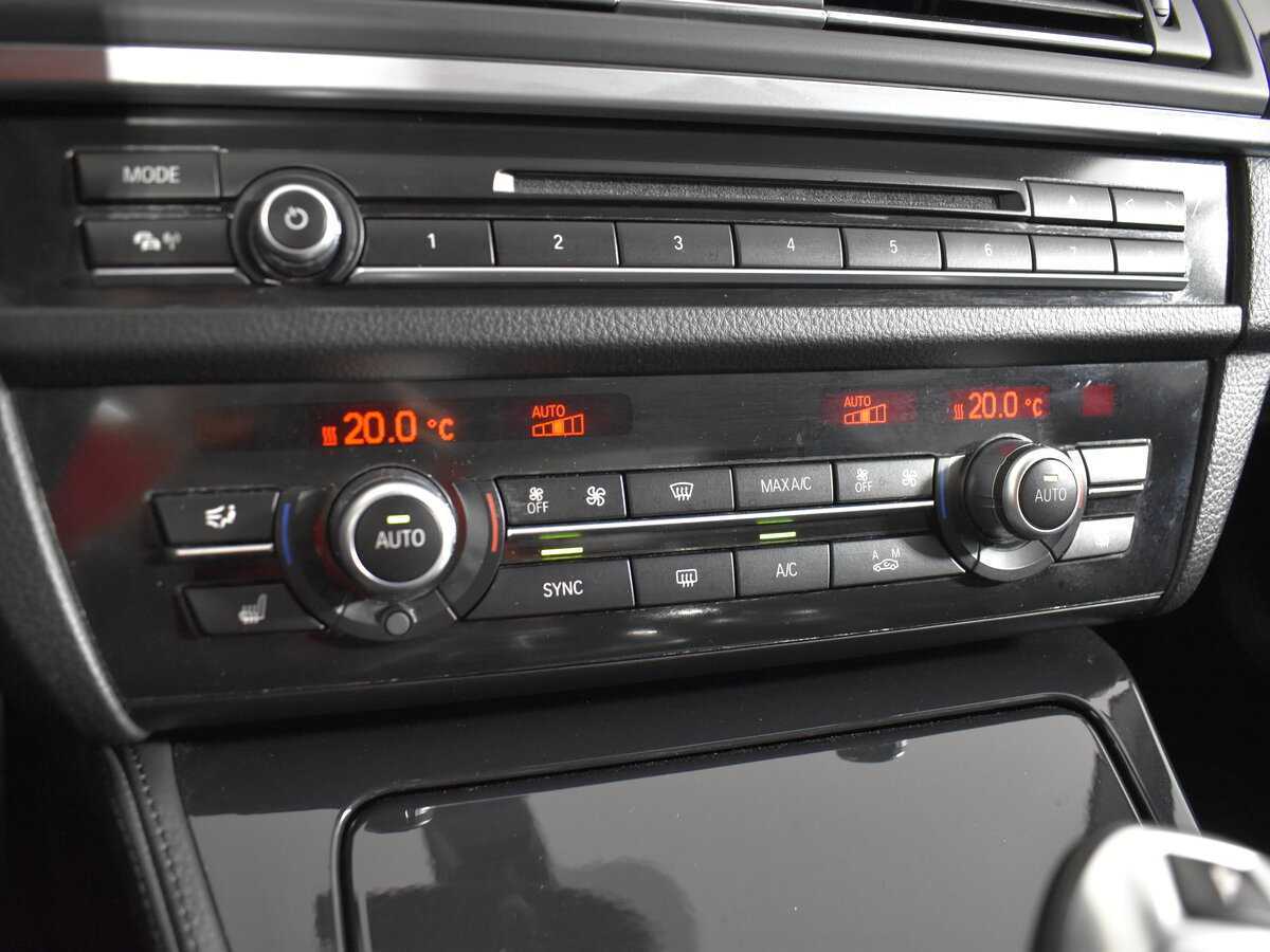 BMW 5 серии с пробегом — 2014 год. Фото: #18