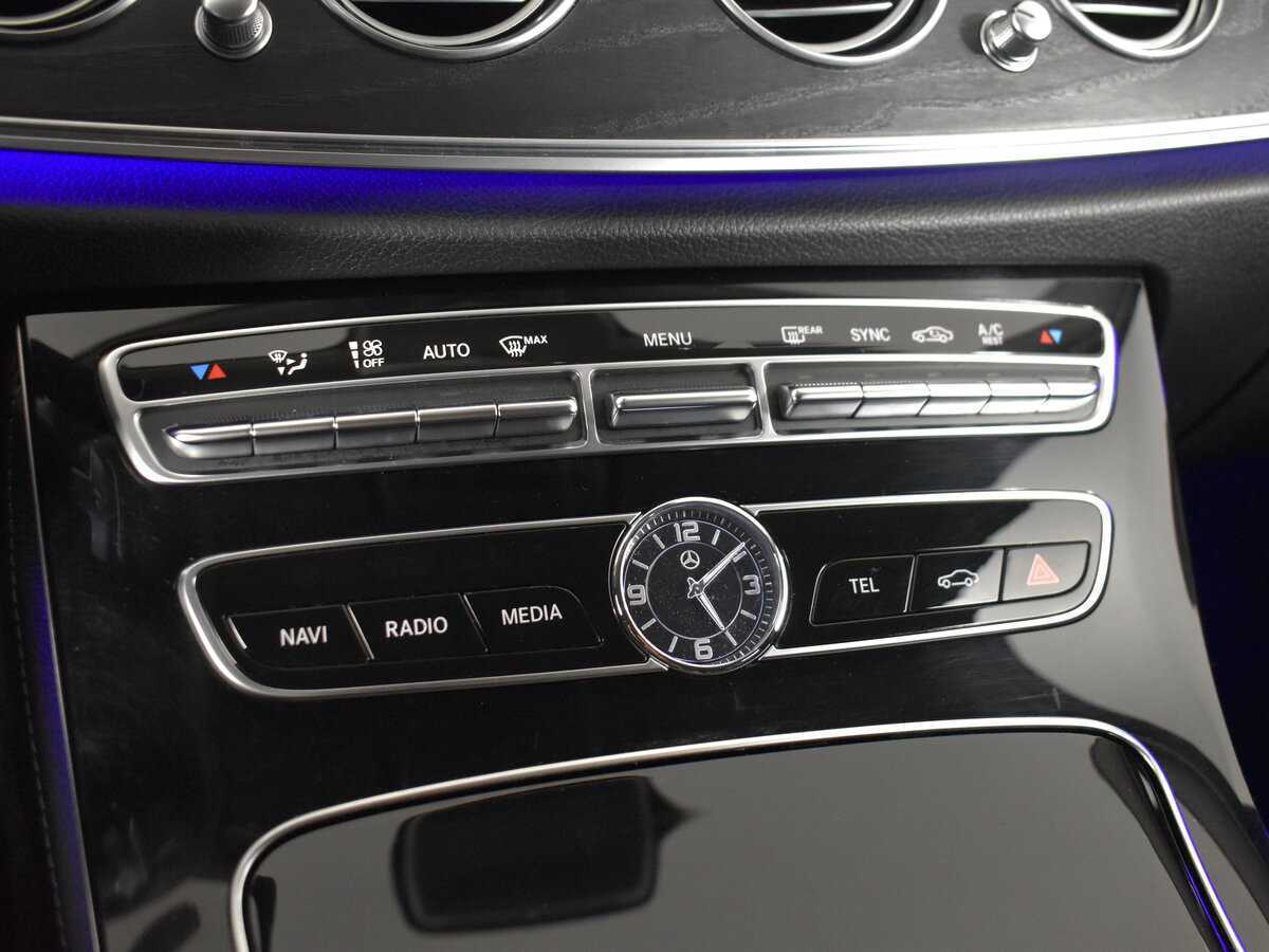 Mercedes-Benz E-Класс с пробегом — 2017 год. Фото: #16