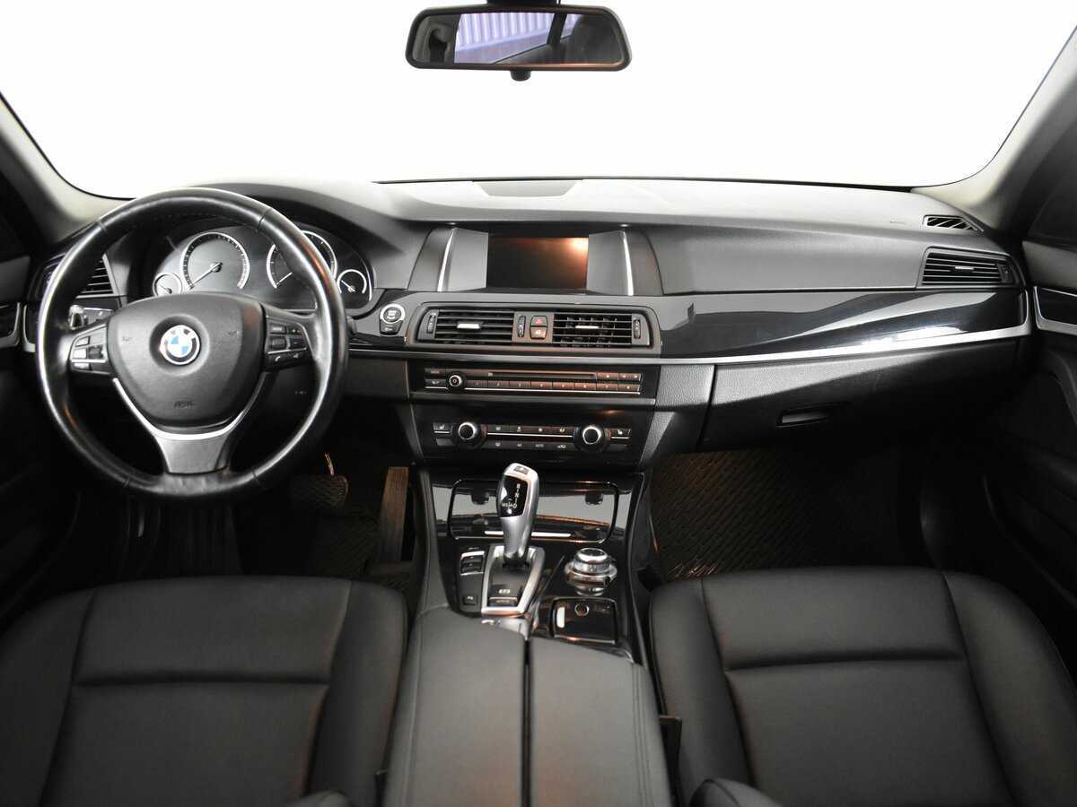 BMW 5 серии с пробегом — 2016 год. Фото: #11