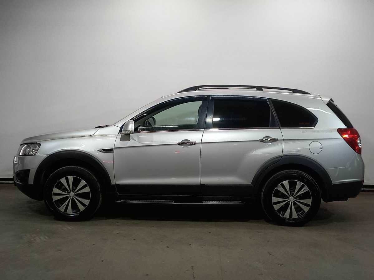 Chevrolet Captiva с пробегом — 2012 год. Фото: #6