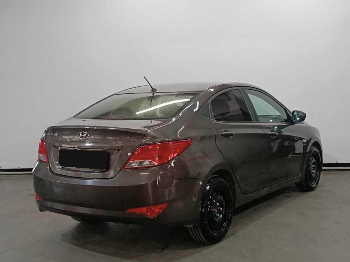 Hyundai Solaris с пробегом — 2016 год. Фото: #4