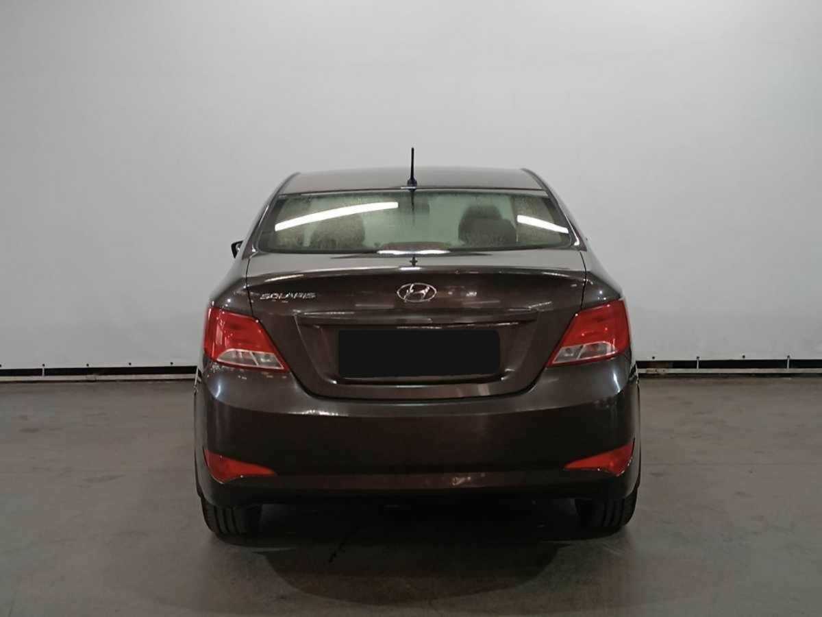 Hyundai Solaris с пробегом — 2016 год. Фото: #5