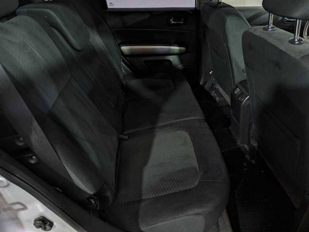 Nissan X-Trail с пробегом — 2013 год. Фото: #10