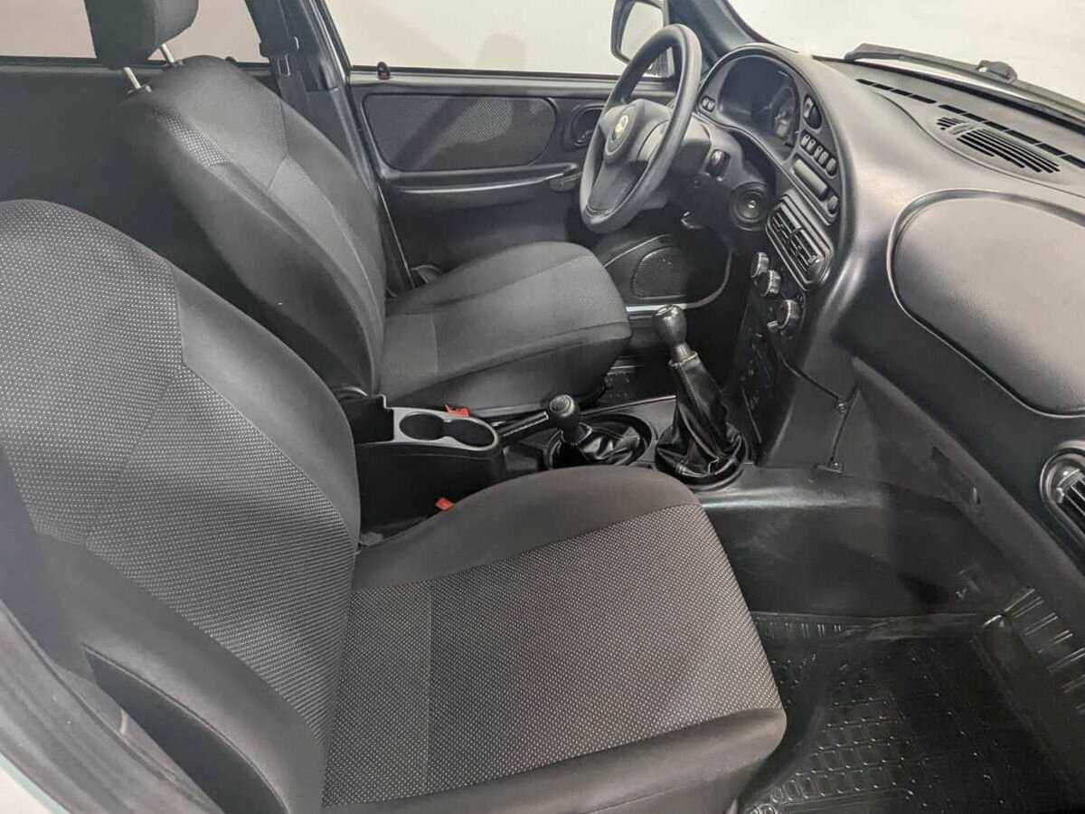 Chevrolet Niva с пробегом — 2018 год. Фото: #9