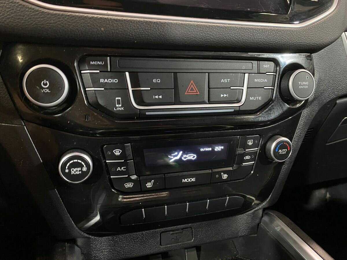 Geely Emgrand X7 с пробегом — 2019 год. Фото: #14