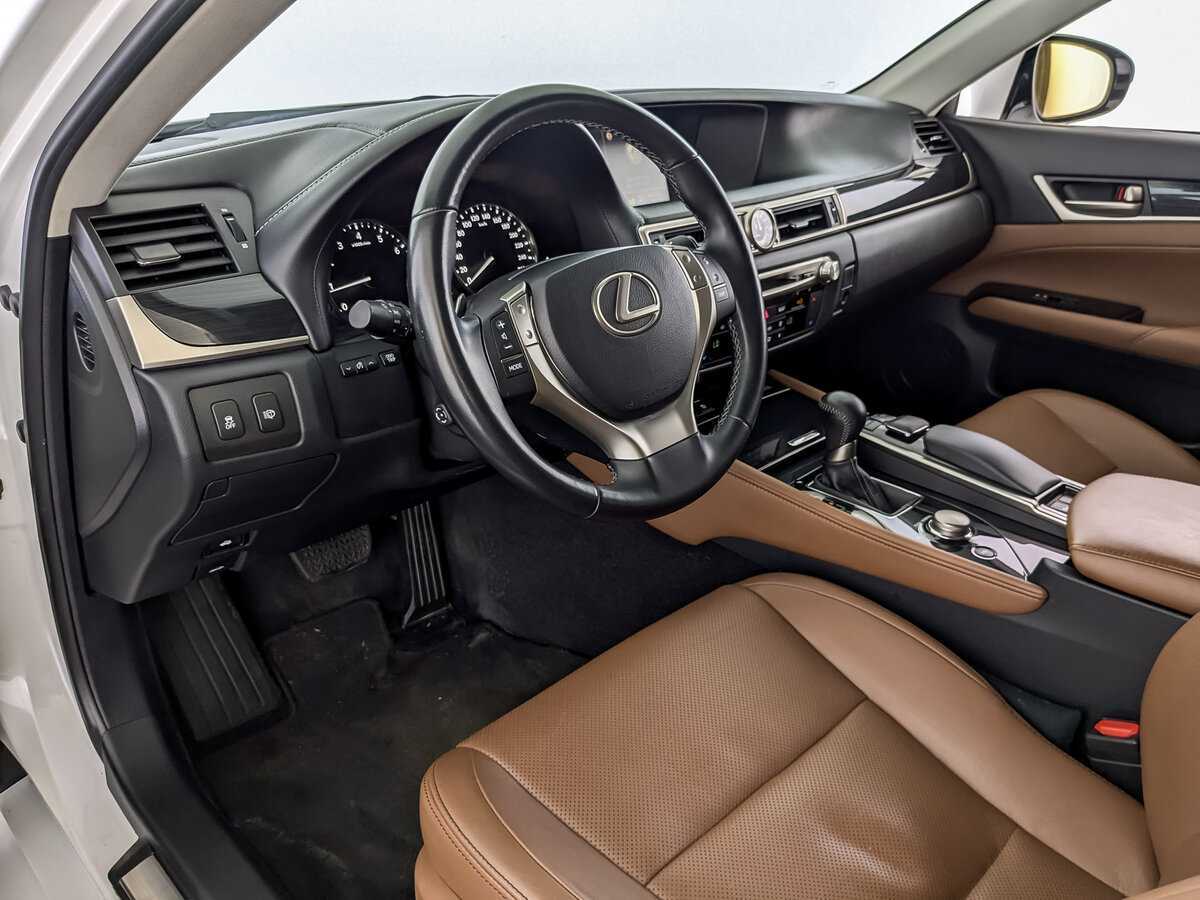 Lexus GS с пробегом — 2014 год. Фото: #13